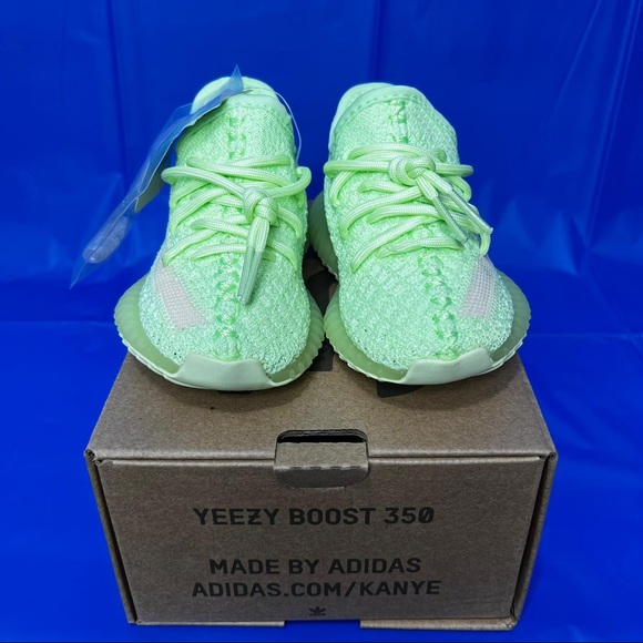 Yeezy Boost 350 V2 Infants Light green Size 6K - Picture 2 of 14